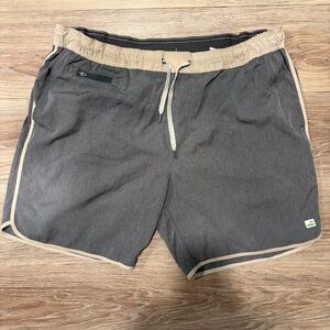 Vuori Men’s Banks Shorts (XL)